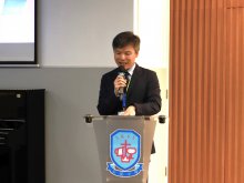 Principal Mr. HO Chun-yan delivering his speech to welcome the Cheung Sha Team of Reading Dreams Foundation Limited’s revisit to Sun Kei